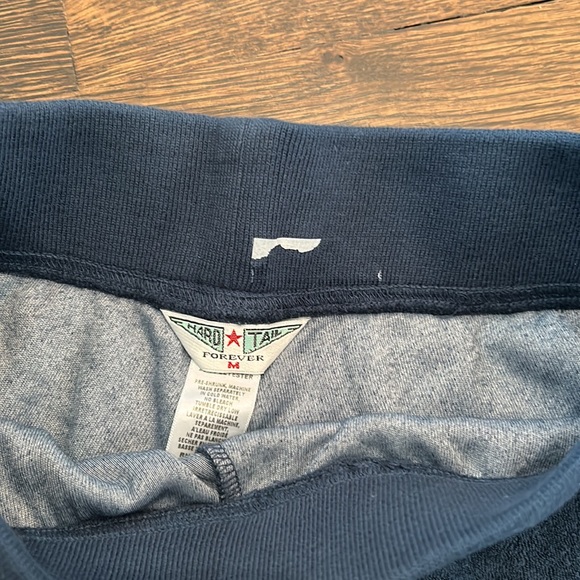 Hard Tail Terry shorts size JR MEDIUM - Picture 2 of 3